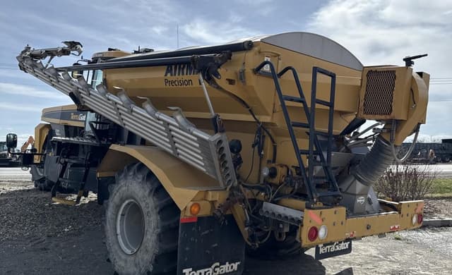 Image of Terra-Gator TG8300C equipment image 3