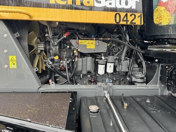 Image of Terra-Gator TG8300C equipment image 3