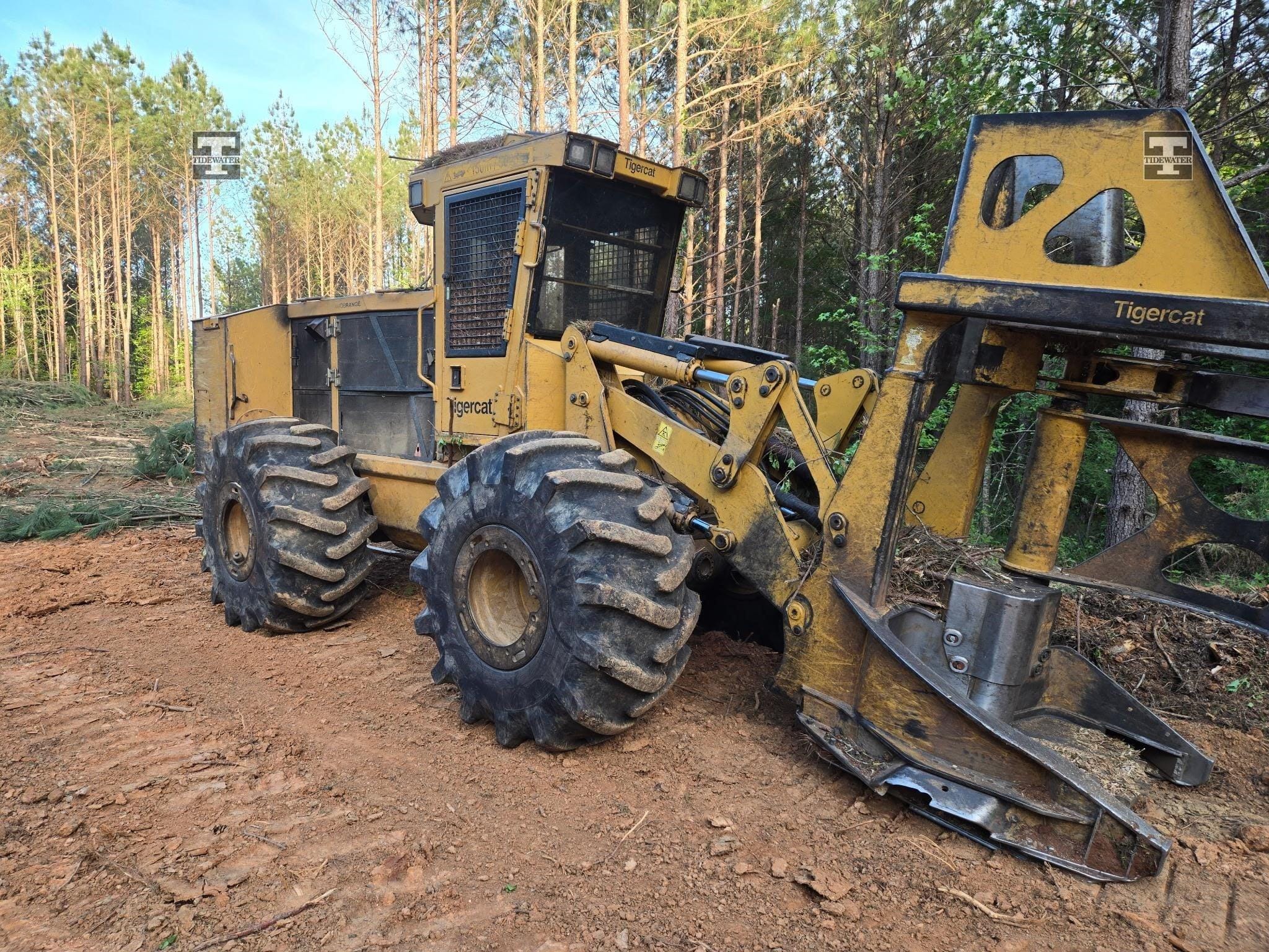 2019 Tigercat 720G Equipment Image0