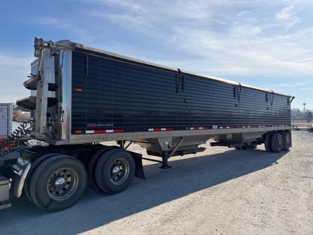 2019 Timpte Super Hopper Equipment Image0