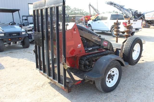 Image of Toro Dingo TX427 equipment image 4