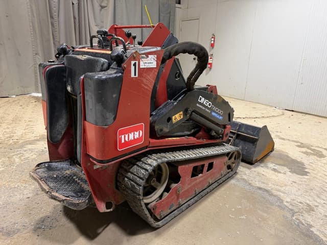 Image of Toro  Dingo TX-1000 equipment image 4