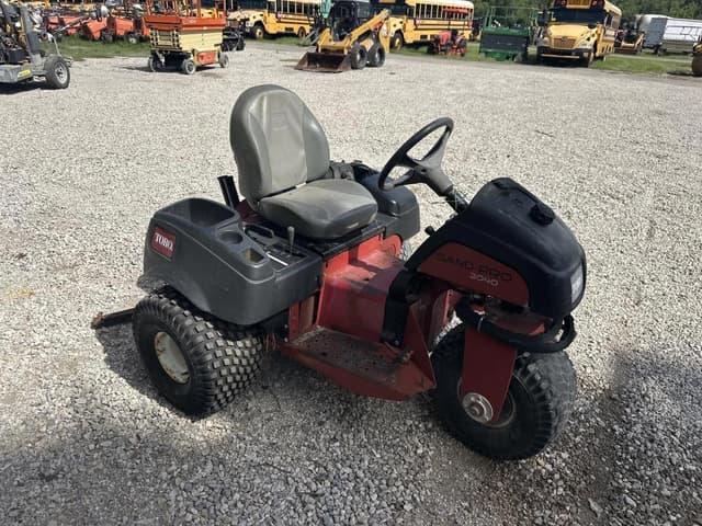 Image of Toro Sand Pro equipment image 3