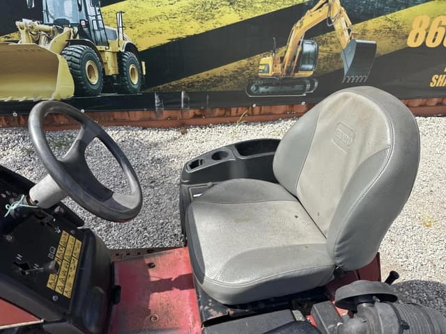 Image of Toro Sand Pro equipment image 4