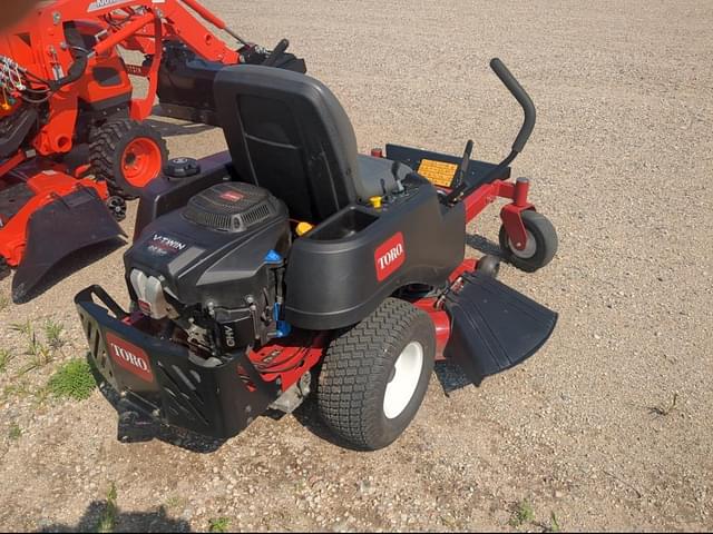 Image of Toro Timecutter SS4225 equipment image 1