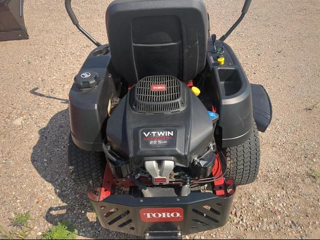 Image of Toro Timecutter SS4225 equipment image 2