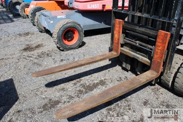 Image of Toyota 8FG35U equipment image 4