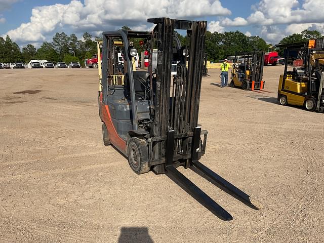 Image of Toyota 8FGU15 equipment image 2