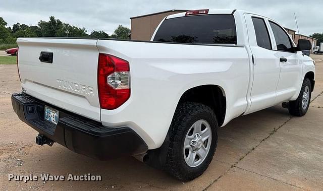 Image of Toyota Tundra equipment image 4