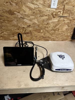 2019 Trimble GFX-750 Image