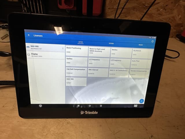 Image of Trimble GFX-750 equipment image 2