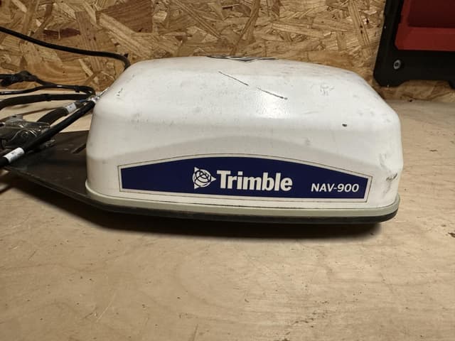 Image of Trimble GFX-750 equipment image 1