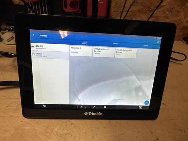 Image of Trimble GFX-750 equipment image 3
