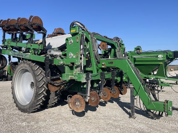 2019 Unverferth Nutrimax 2600 Equipment Image0