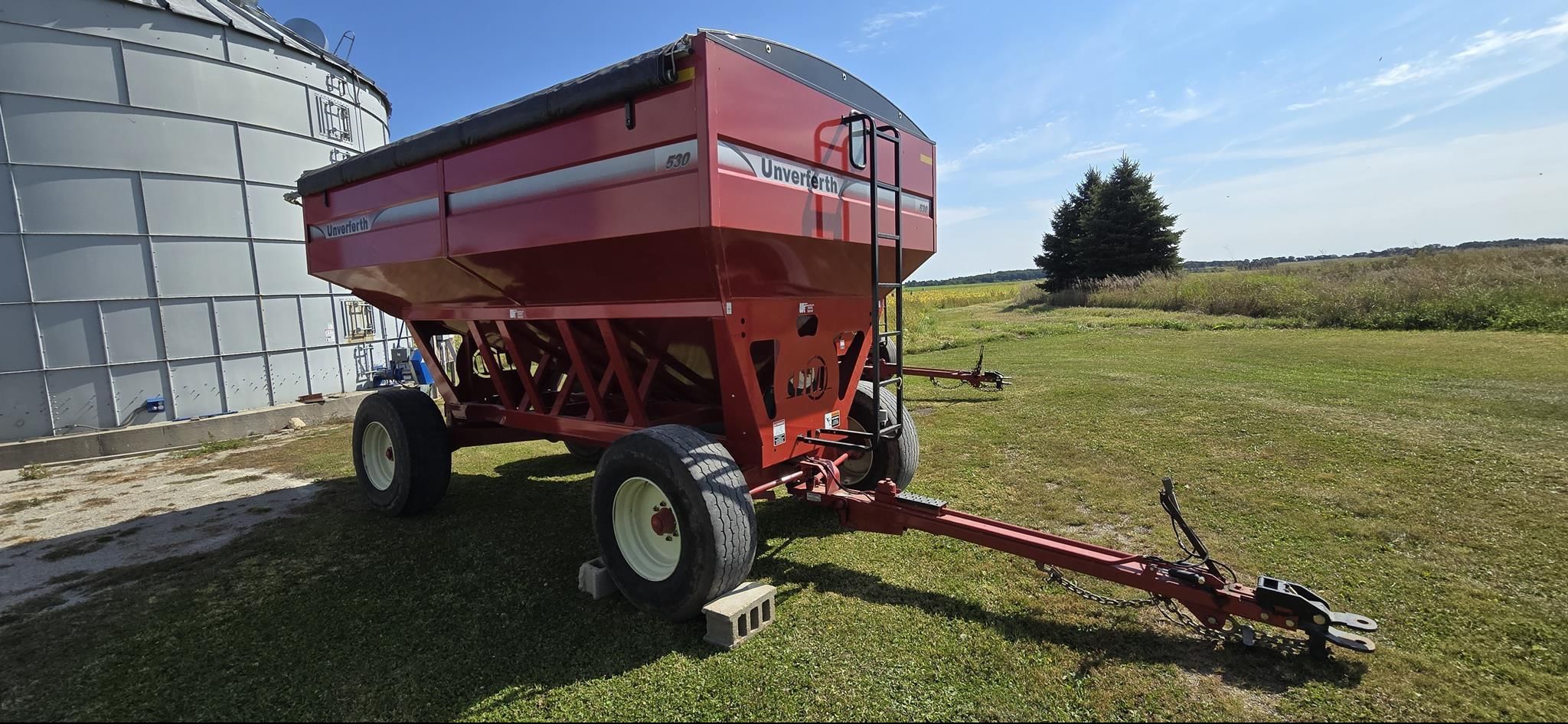 2019 Unverferth 530 Equipment Image0