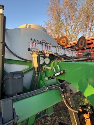 Image of Unverferth Nutrimax 1400 equipment image 3