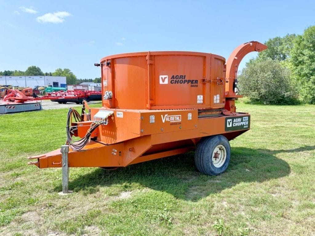 2019 ValMetal 5600 Equipment Image0