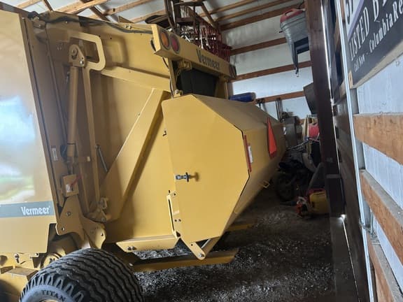 Image of Vermeer 504R equipment image 4