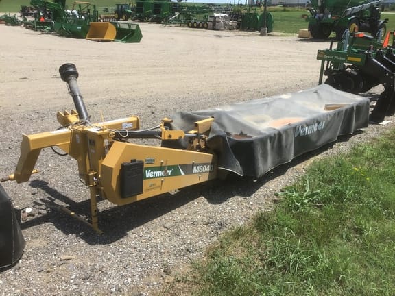 Main image Vermeer M8040