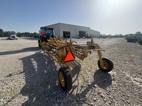 Image of Vermeer R2300 equipment image 2