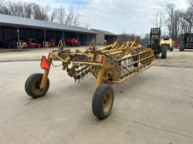 Image of Vermeer R2300 equipment image 3