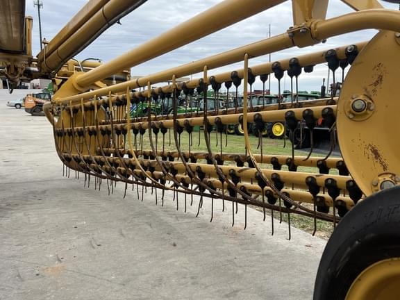 Image of Vermeer R2800 equipment image 4