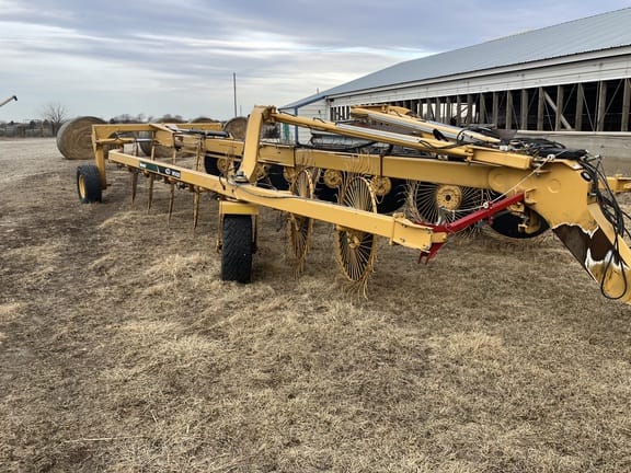 2019 Vermeer VR1428 Equipment Image0