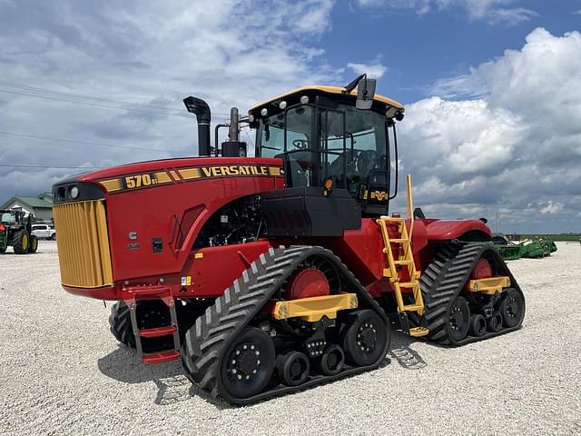 Image of Versatile 570DT equipment image 1