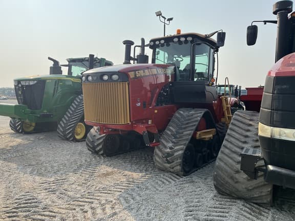 Image of Versatile 570DT equipment image 4