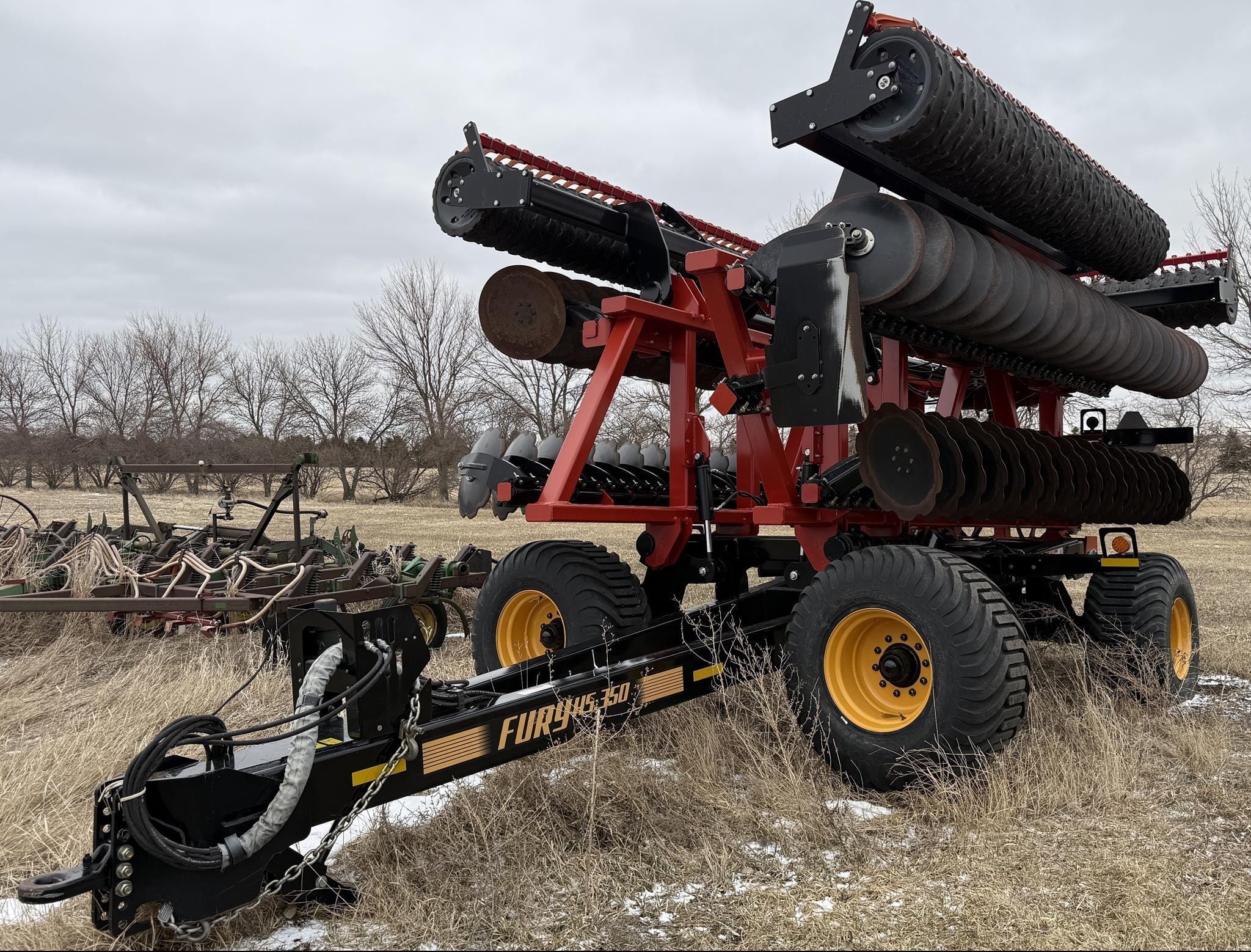 2019 Versatile Fury HS350 Equipment Image0
