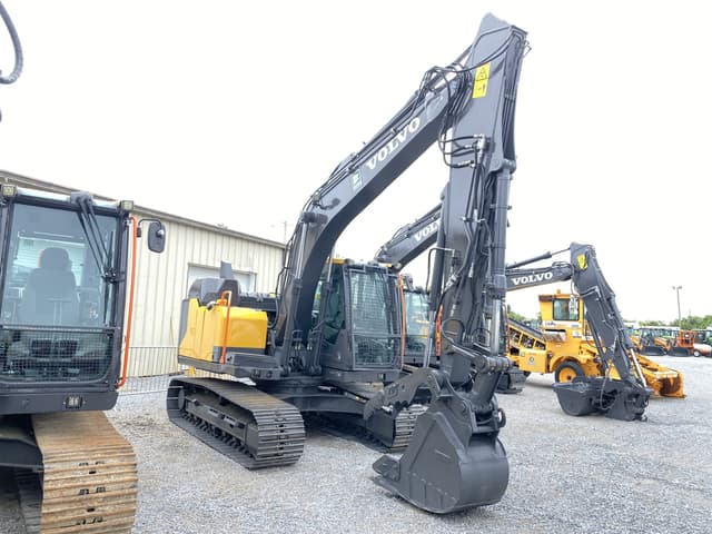 Image of Volvo EC140EL equipment image 3