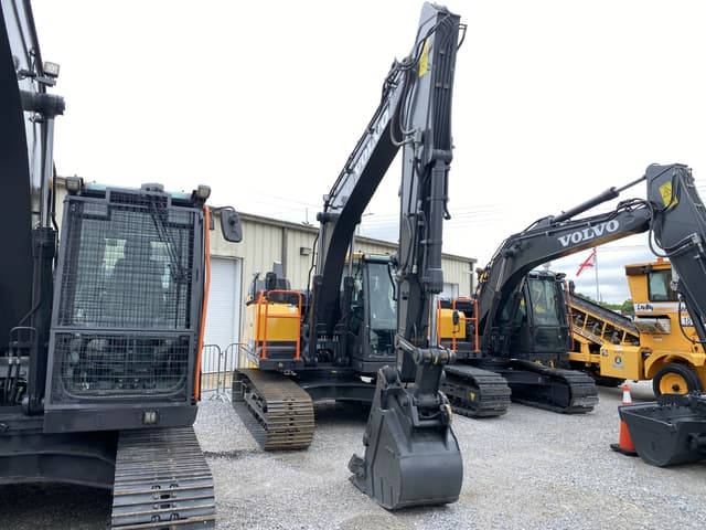 Image of Volvo EC140EL equipment image 3