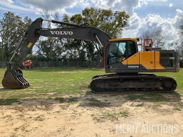 Image of Volvo EC200EL equipment image 1