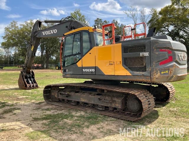 Image of Volvo EC200EL equipment image 2