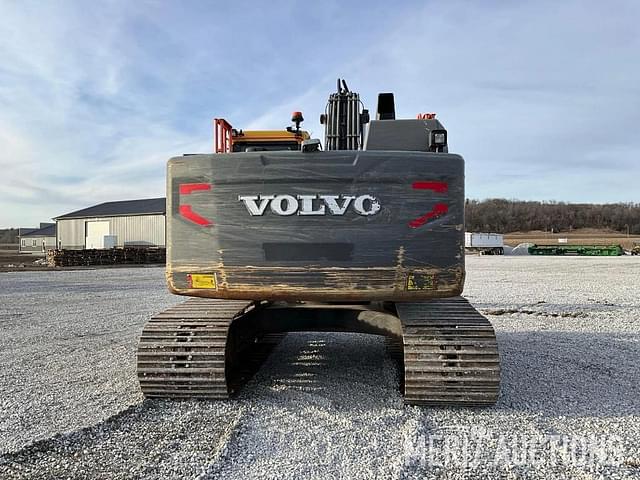 Image of Volvo EC220EL equipment image 3