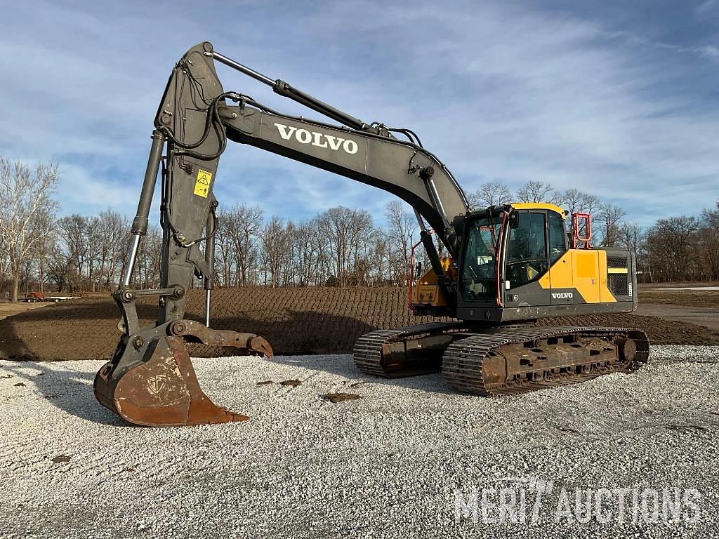 Image of Volvo EC220EL Primary image