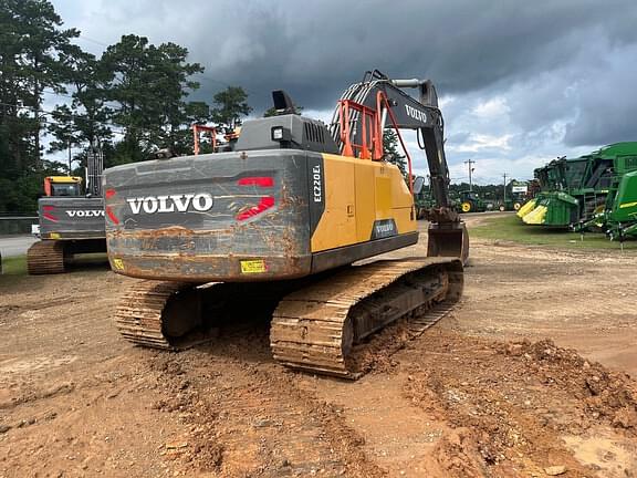Image of Volvo EC220EL equipment image 2