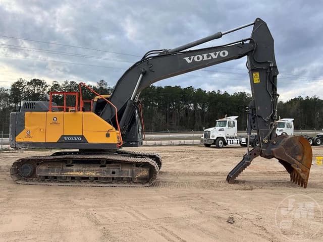 Image of Volvo EC220EL equipment image 3