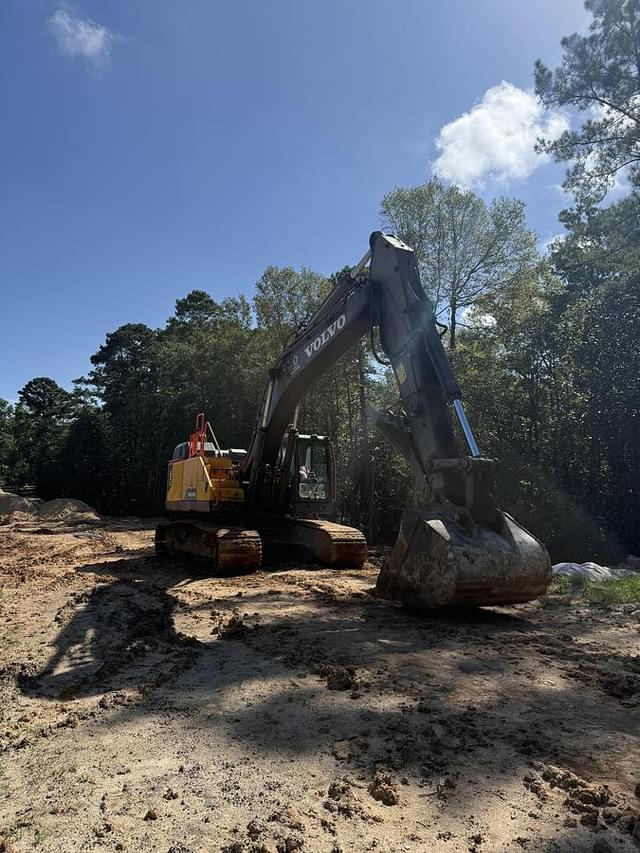 Image of Volvo EC350EL equipment image 2