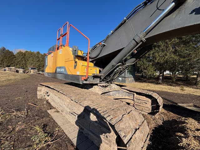 Image of Volvo EC480EL equipment image 3