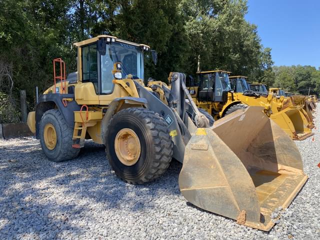 Image of Volvo L120H equipment image 3