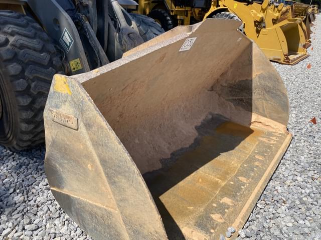 Image of Volvo L120H equipment image 4