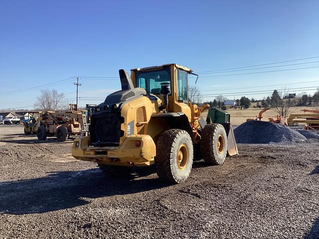 Image of Volvo L70H equipment image 3