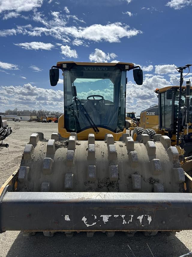 Image of Volvo SD115B equipment image 1