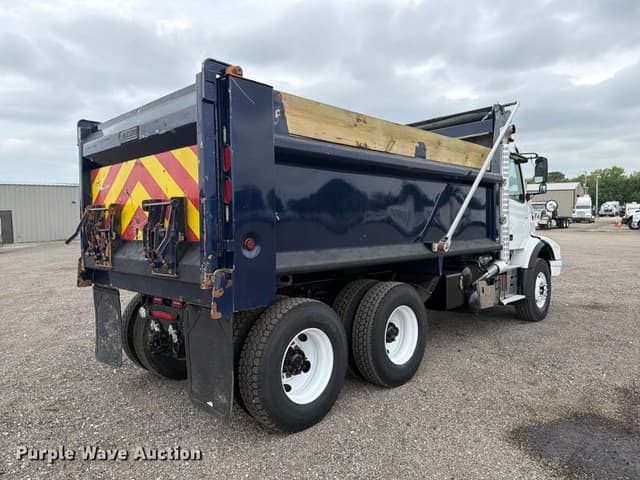 Image of Volvo VHD equipment image 4