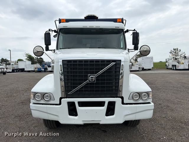 Image of Volvo VHD equipment image 1