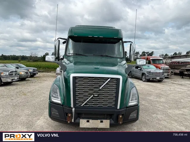 Image of Volvo VNL equipment image 3