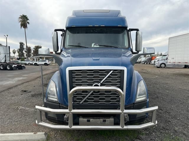 Image of Volvo VNL64T860 equipment image 1