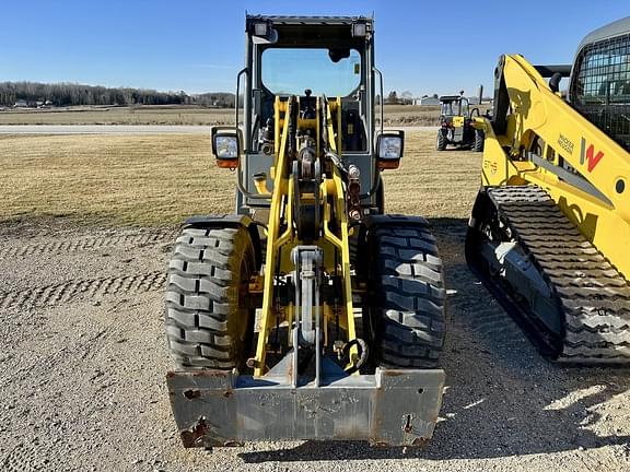 Image of Wacker Neuson WL34 equipment image 2