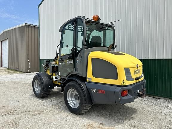 Image of Wacker Neuson WL38 equipment image 1